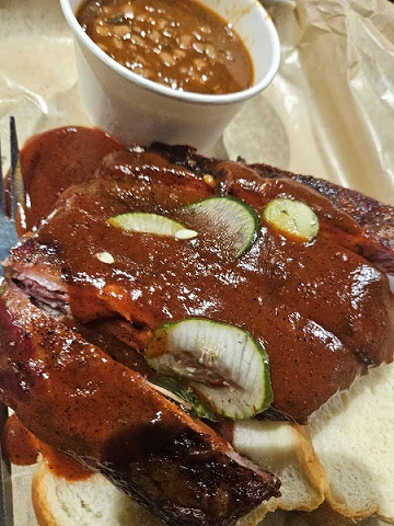 Ribs Sandwich